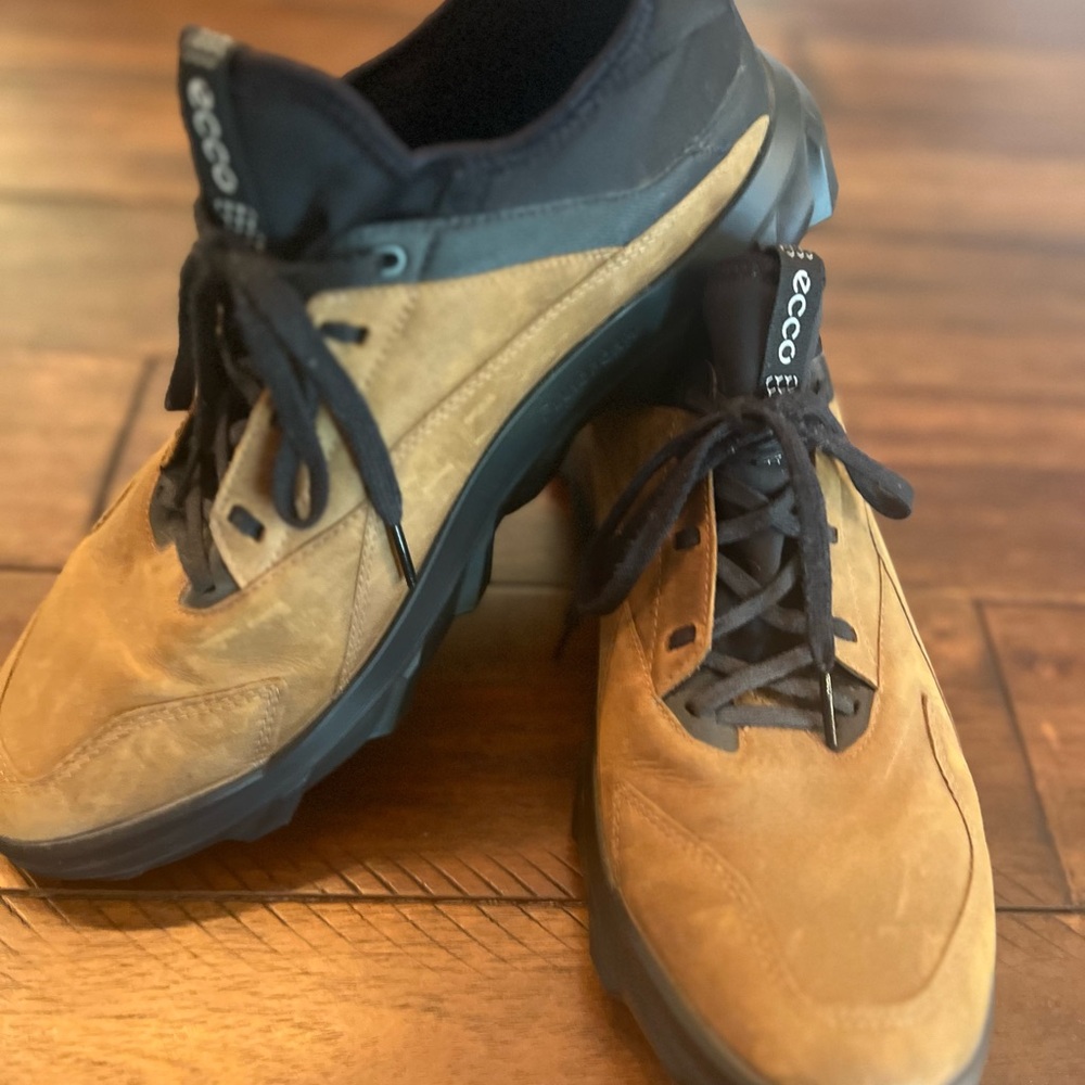 Ecco Men's Brown and Black Shoes - Picture 3 of 4